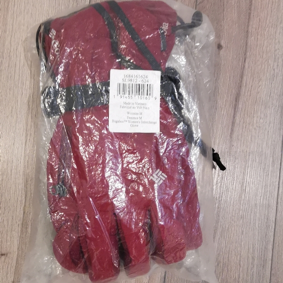 NWOT Women's Bugaboo gloves - Picture 4 of 4